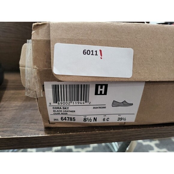 Clarks Women's Collection Cora Sky Flats Black Leather 8.5N New - Picture 10 of 10